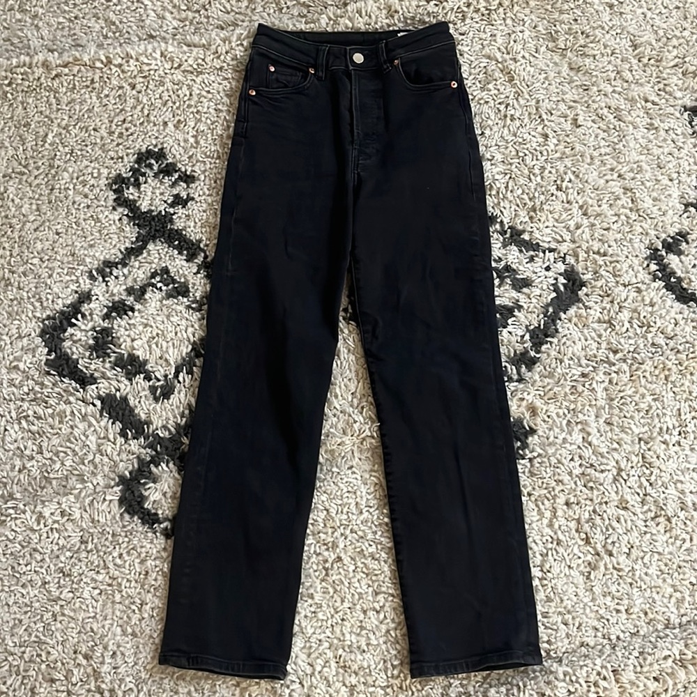H&M Vintage Straight Ultra High Waist Jeans
